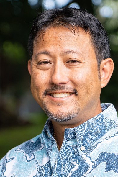Headshot_with_Aloha_Shirt_-_Todd_Inouye